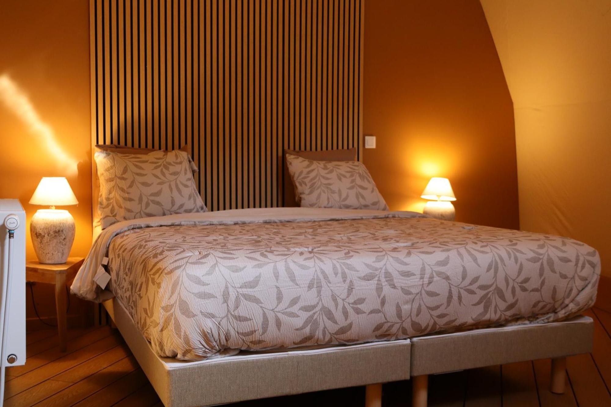 Bed and Breakfast Le Hameau Arribas Conde-Sainte-Libiaire Экстерьер фото